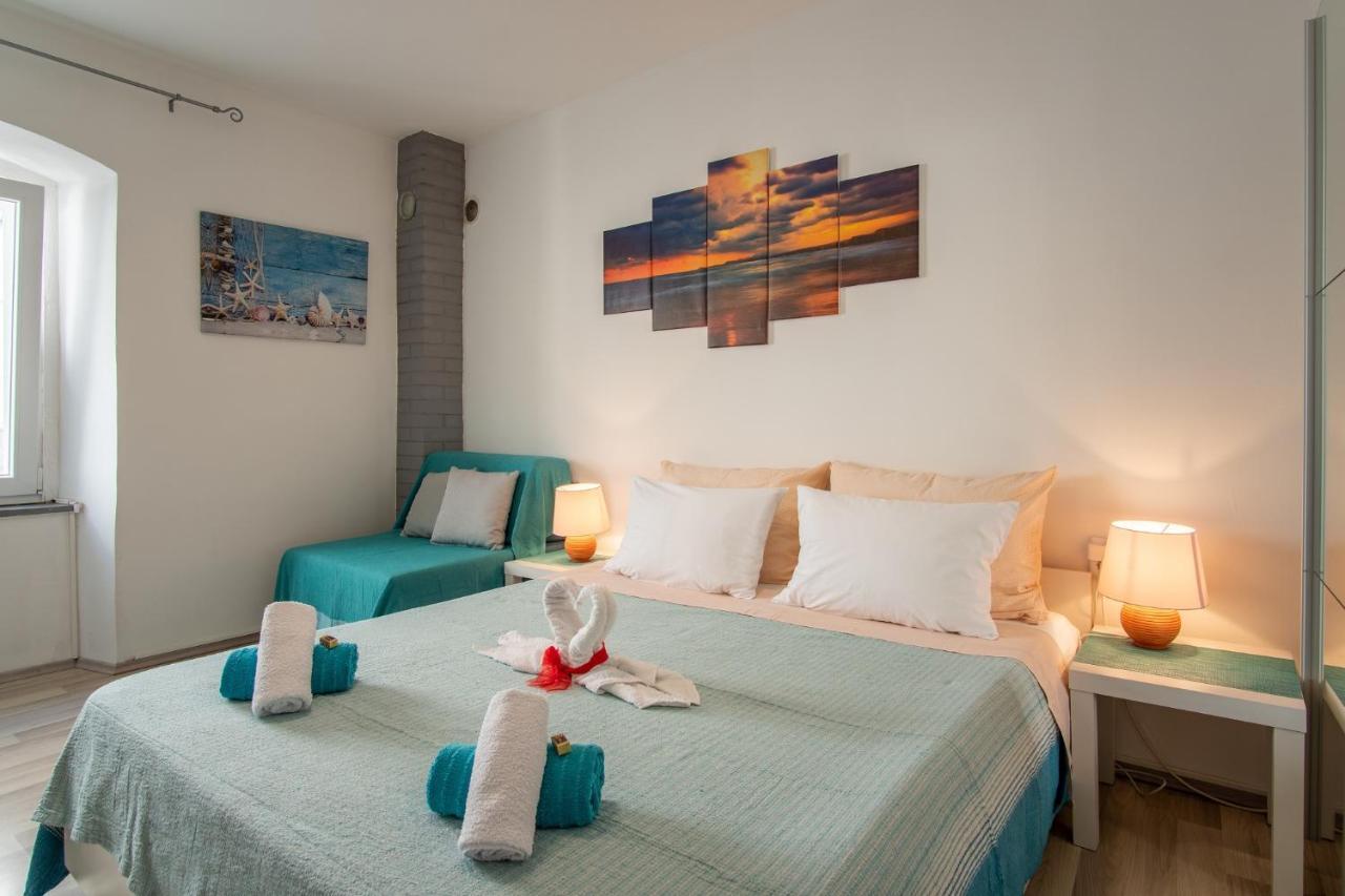 Private Holliday Apartment Pag Town Kültér fotó